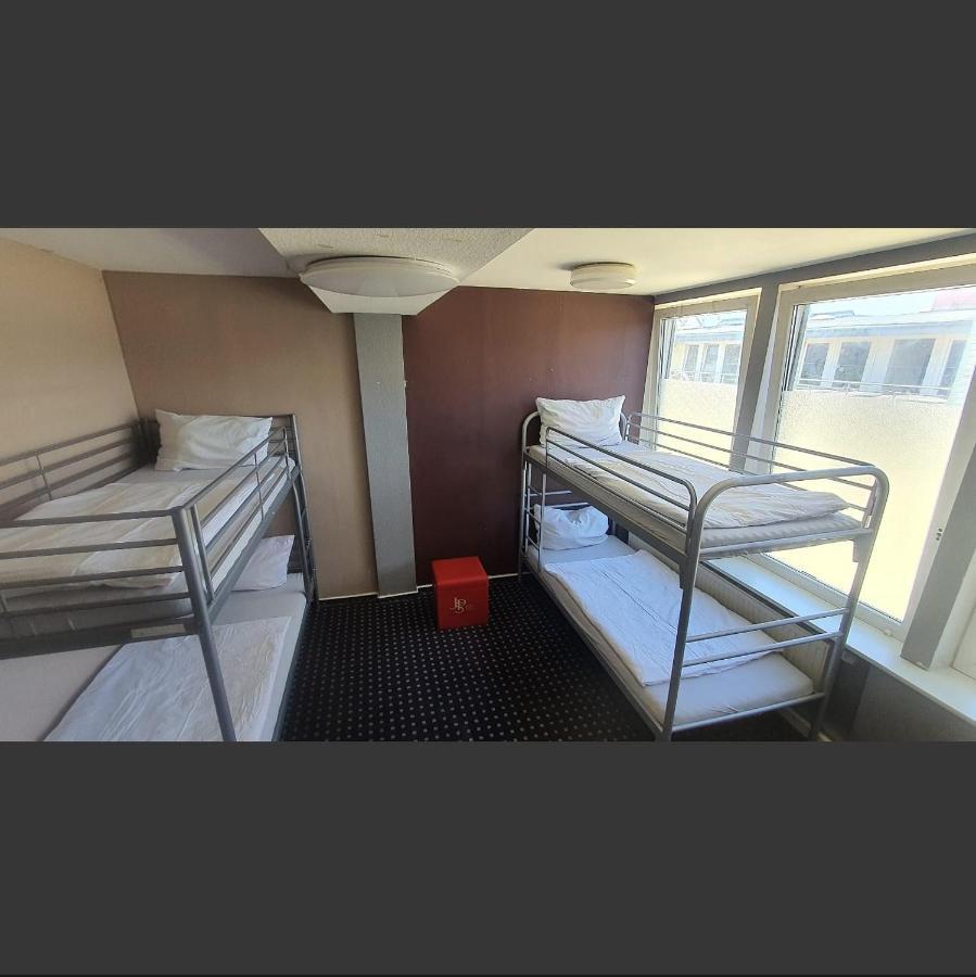 Isas Hostel Berlin Eksteriør billede