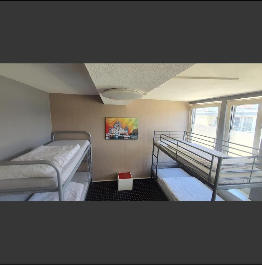 Isas Hostel Berlin Eksteriør billede