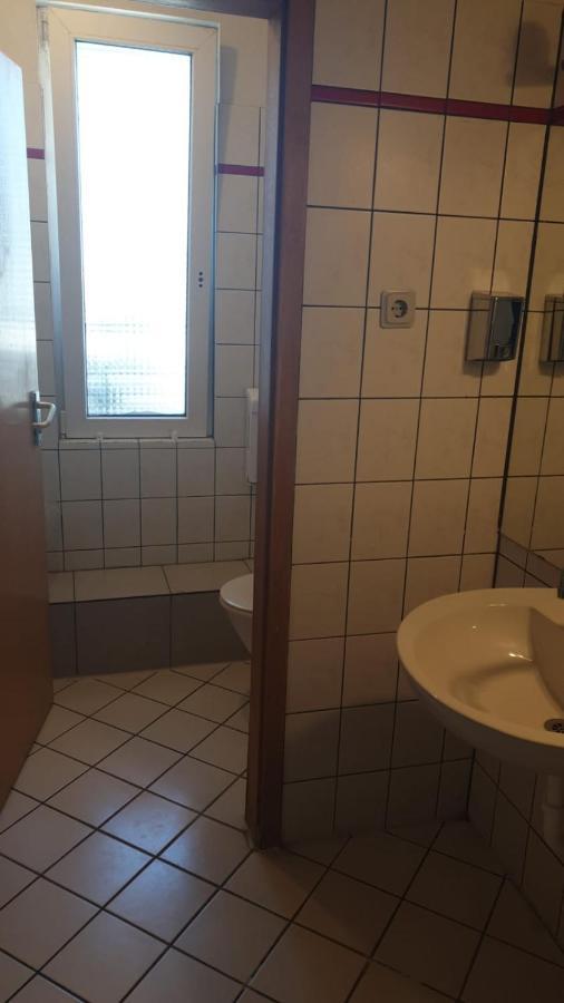 Isas Hostel Berlin Eksteriør billede