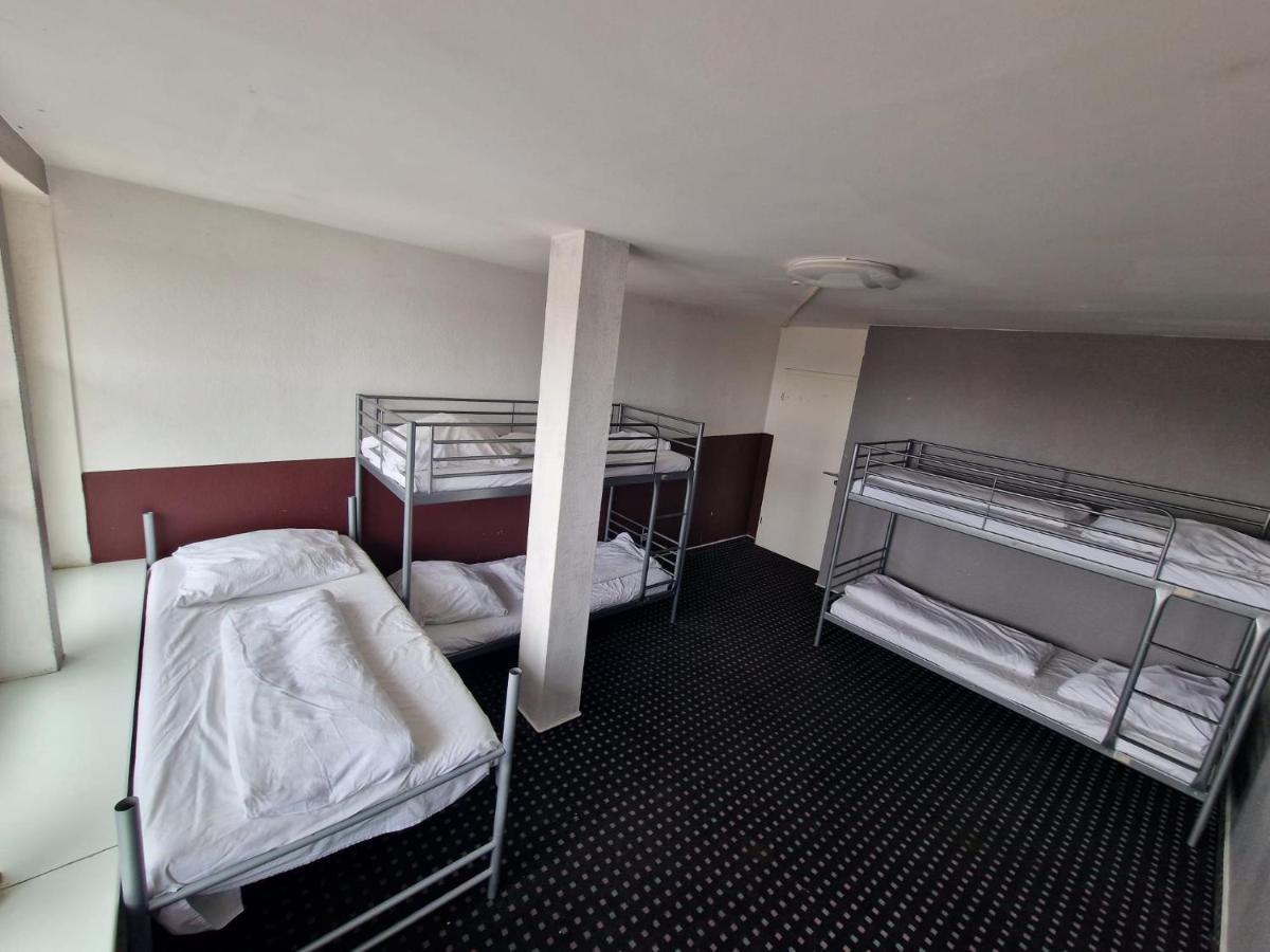 Isas Hostel Berlin Eksteriør billede